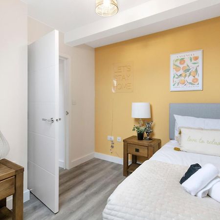 Apartamento Ipswich Town Center Gem Sleep 5 Exterior foto